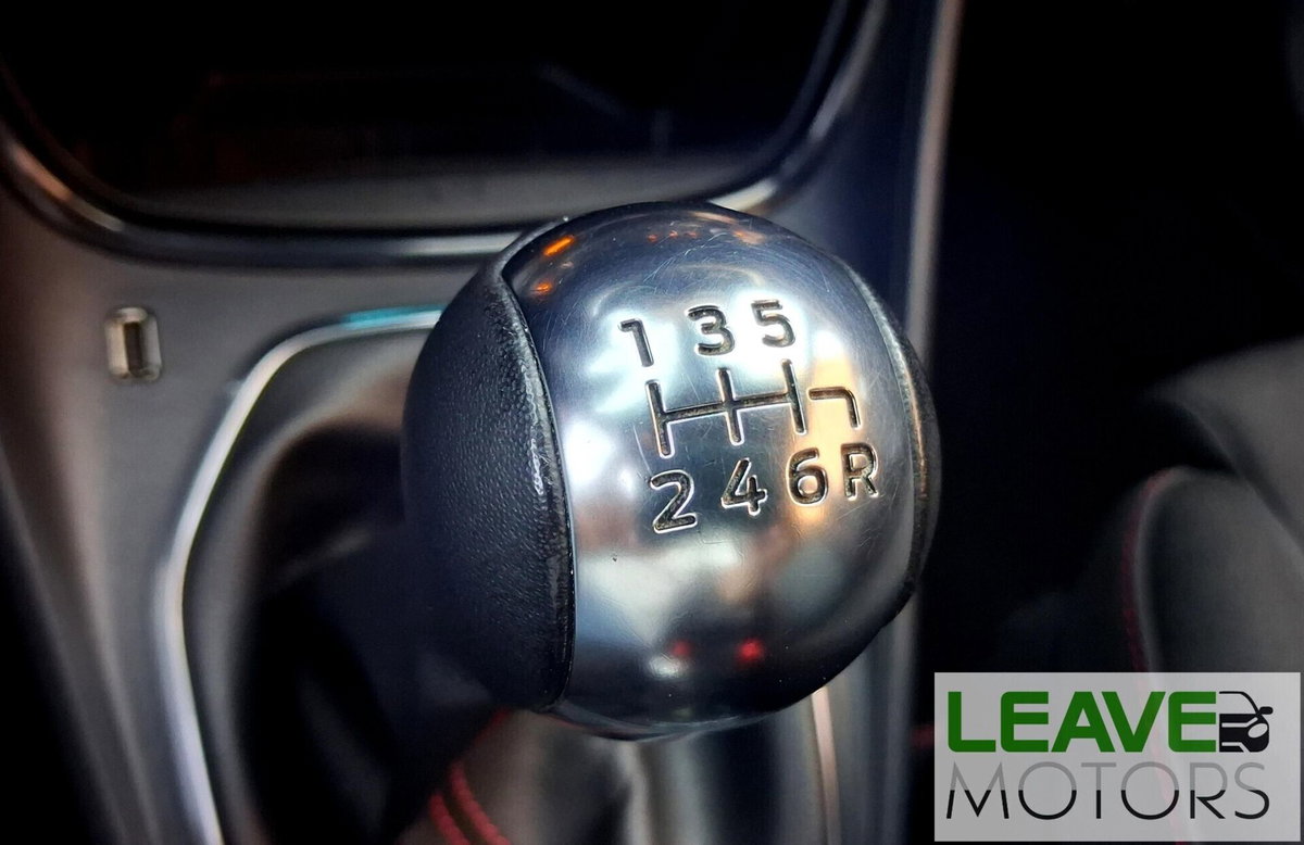 Ford Puma 1.0 EcoBoost Hybrid 125 CV S&S aut. ST-Line X (15)