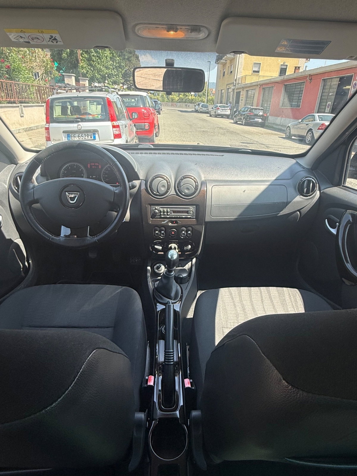 Dacia Duster 1.5 dCi 110CV 4x4 Lauréate (12)