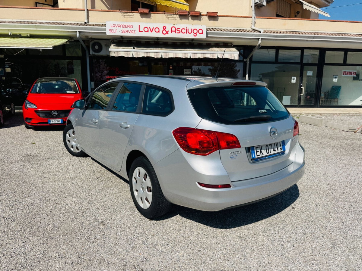 Opel Astra Station Wagon 1.7 CDTI 110CV EcoFLES&S Sports Elective (5)