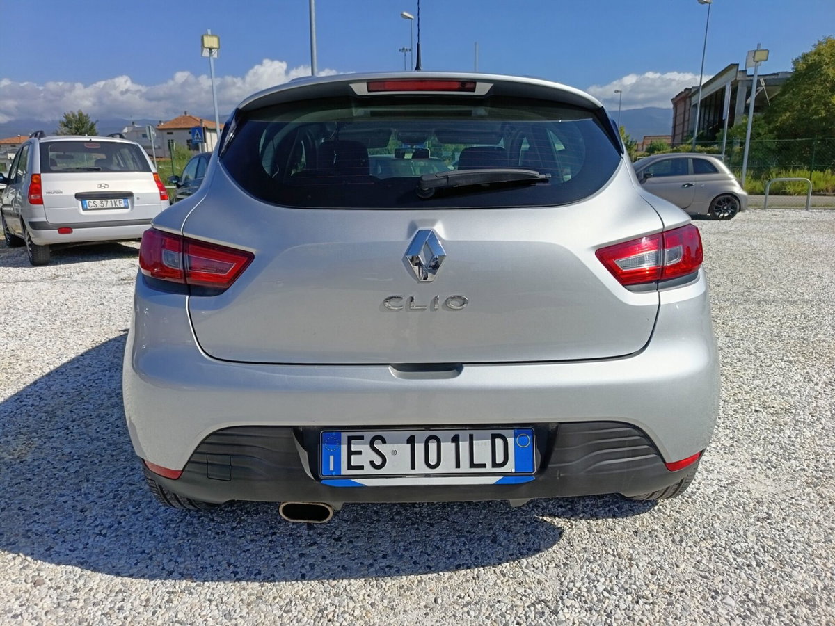 Renault Clio 1.2 75CV 5 porte Live (7)