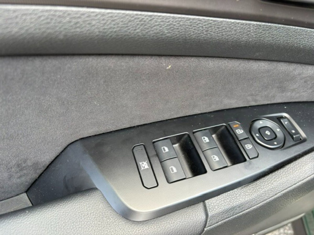 Kia Sportage 1.6 TGDi HEV AT GT-line Plus (13)