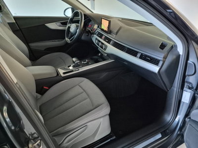 Audi A4 Avant 2.0 TDI 150 CV Business (15)