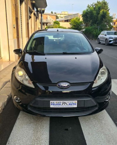 Ford Fiesta 1.4 TDCi 70CV 5 porte Titanium (2)