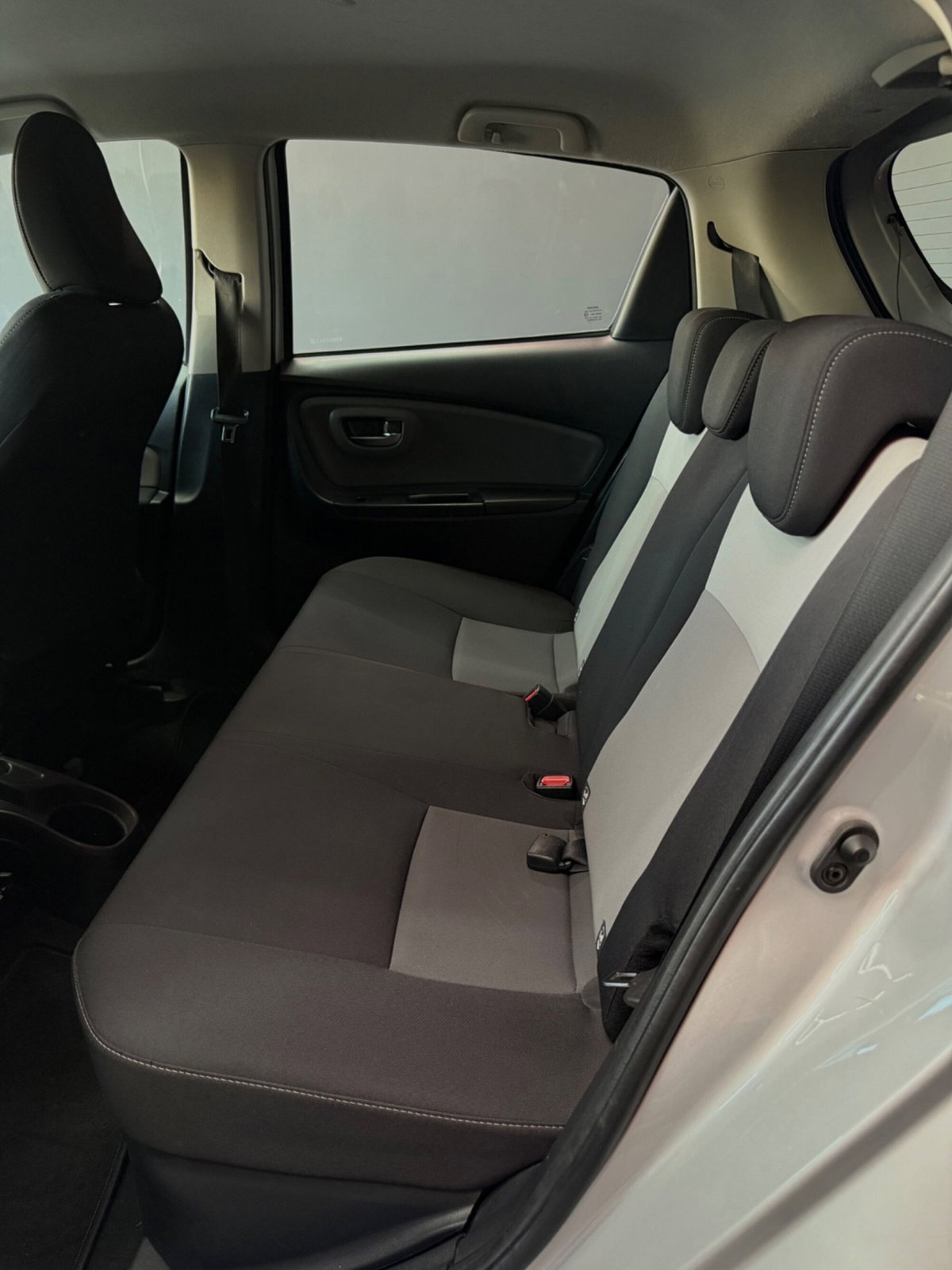 Toyota Yaris 1.5 Hybrid 5 porte Style (18)