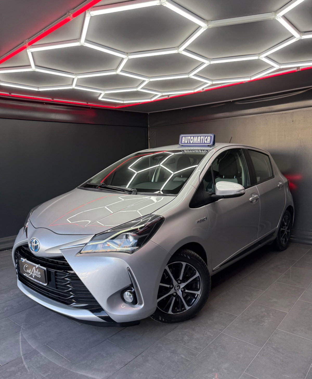 Toyota Yaris 1.5 Hybrid 5 porte Style (4)
