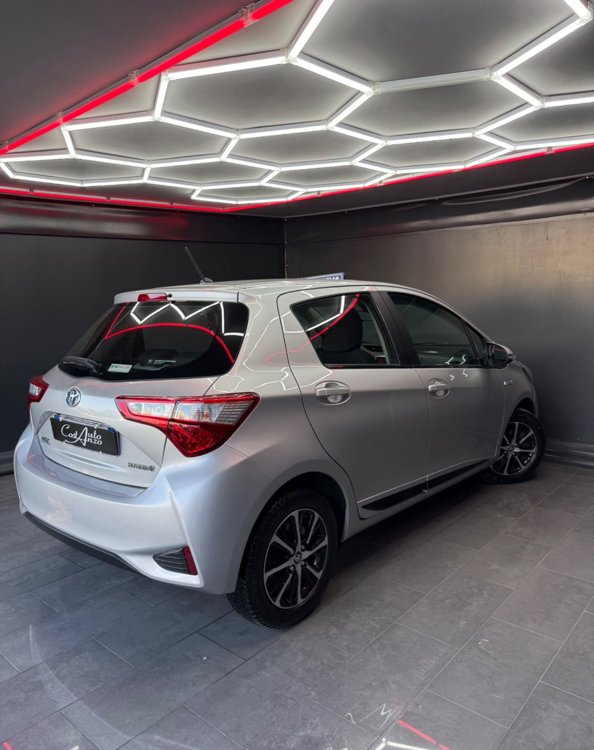 Toyota Yaris 1.5 Hybrid 5 porte Style (7)