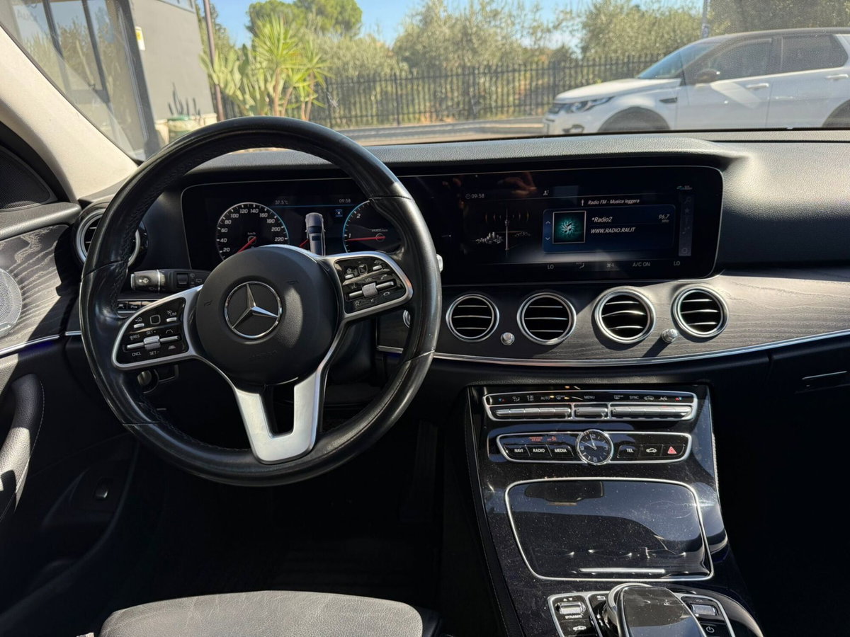 Mercedes-Benz Classe E Station Wagon 400 d 4Matic Auto Premium Plus (19)