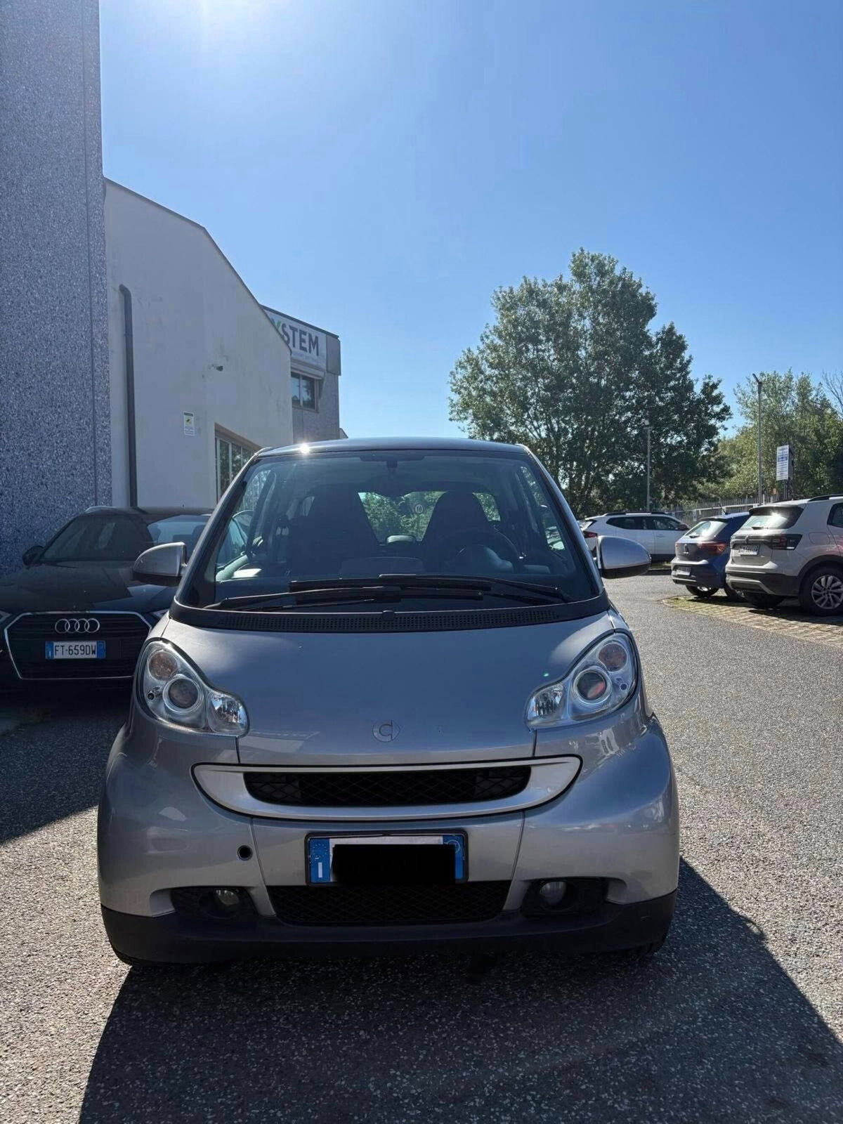 smart Fortwo 1000 52 kW MHD coupé pure (8)