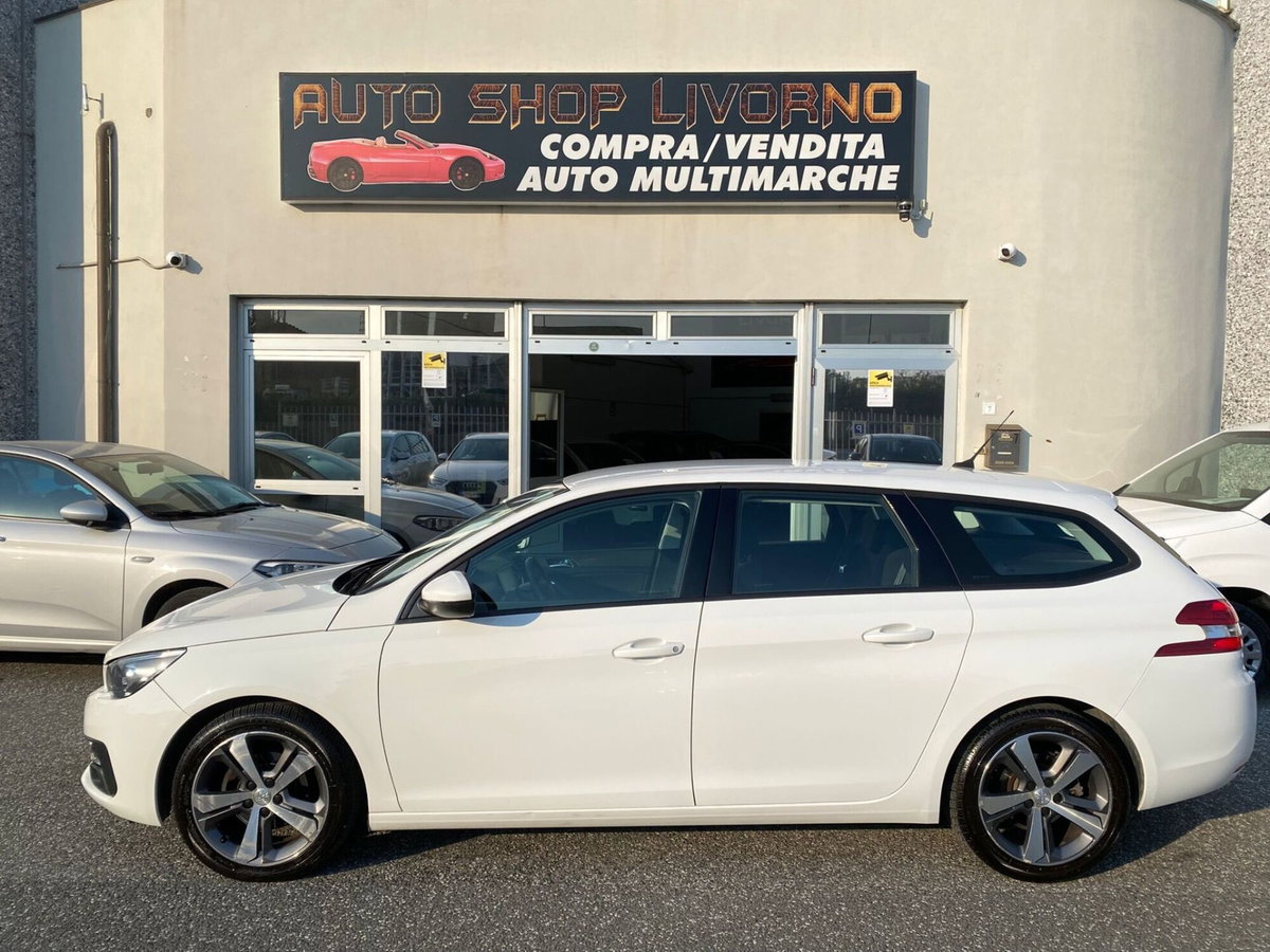Peugeot 308 BlueHDi 130 S&S GT Line (2)