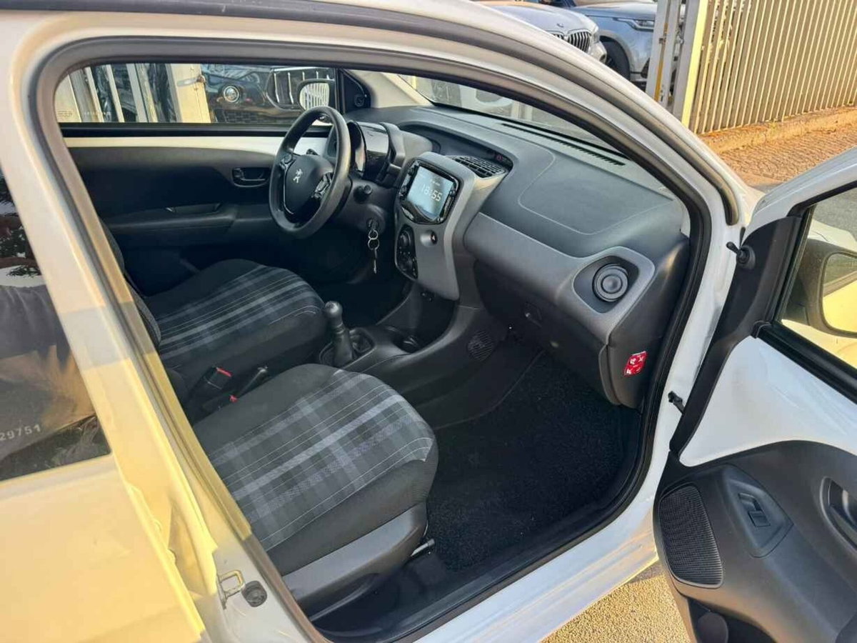 Peugeot 108 72 5 porte Active (13)