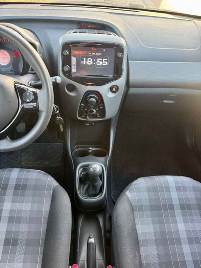 Peugeot 108 72 5 porte Active (15)