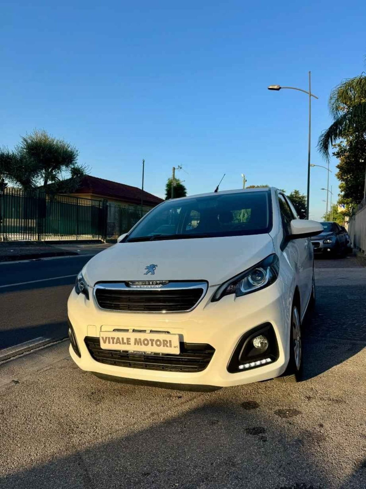 Peugeot 108 72 5 porte Active (6)