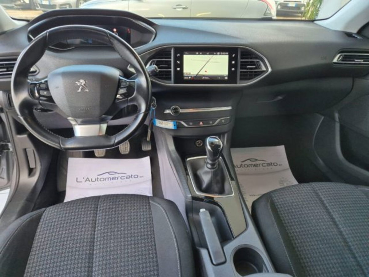 Peugeot 308 SW BlueHDi 130 S&S Allure (10)