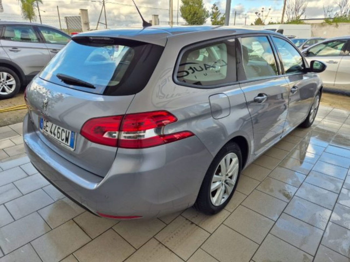 Peugeot 308 SW BlueHDi 130 S&S Allure (3)
