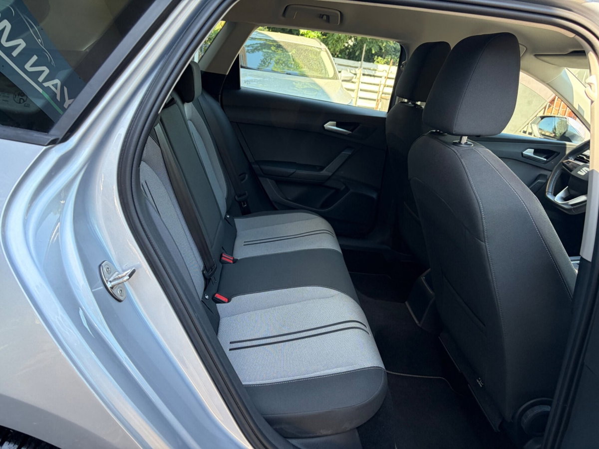 SEAT Leon ST Sportstourer 2.0 tdi Style 150cv dsg (10)