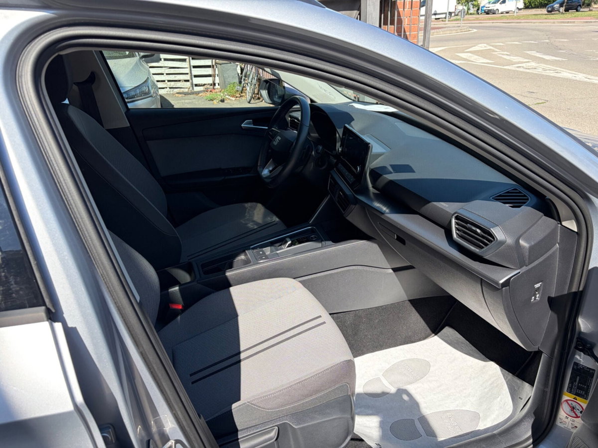 SEAT Leon ST Sportstourer 2.0 tdi Style 150cv dsg (11)