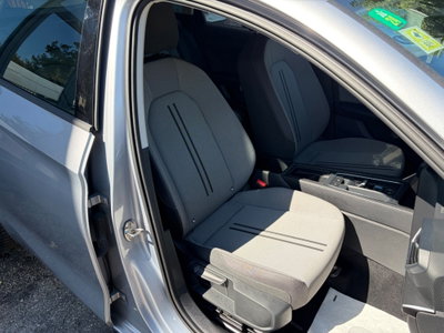 SEAT Leon ST Sportstourer 2.0 tdi Style 150cv dsg (12)