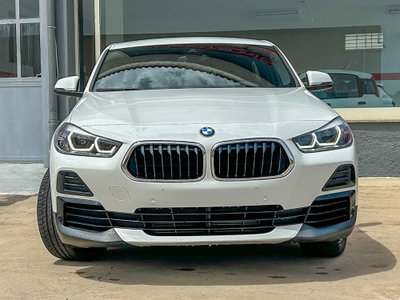 BMW X2 sDrive20i Advantage (2)