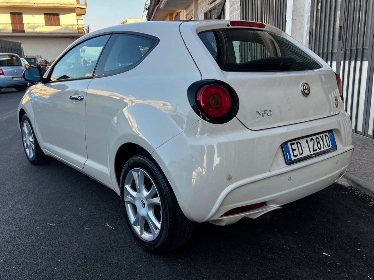 Alfa Romeo MiTo 1.3 JTDm-2 95 CV S&S Distinctive Sport Pack (2)