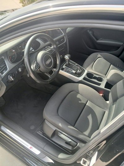 Audi A4 Avant 2.0 TDI 177 CV quattro S tronic edition (5)