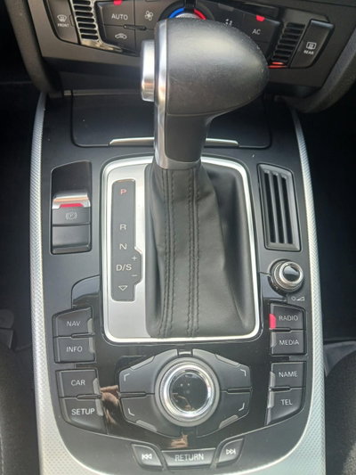 Audi A4 Avant 2.0 TDI 177 CV quattro S tronic edition (9)