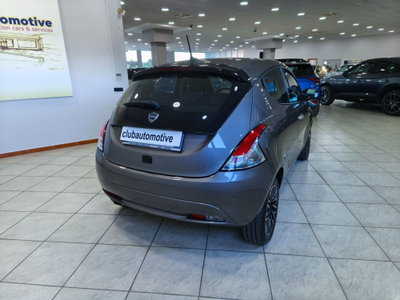 Lancia Ypsilon 1.0 FireFly 5 porte S&S Hybrid Ecochic Gold (6)