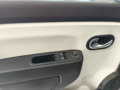 Renault Twingo SCe 65 CV Signature (10)