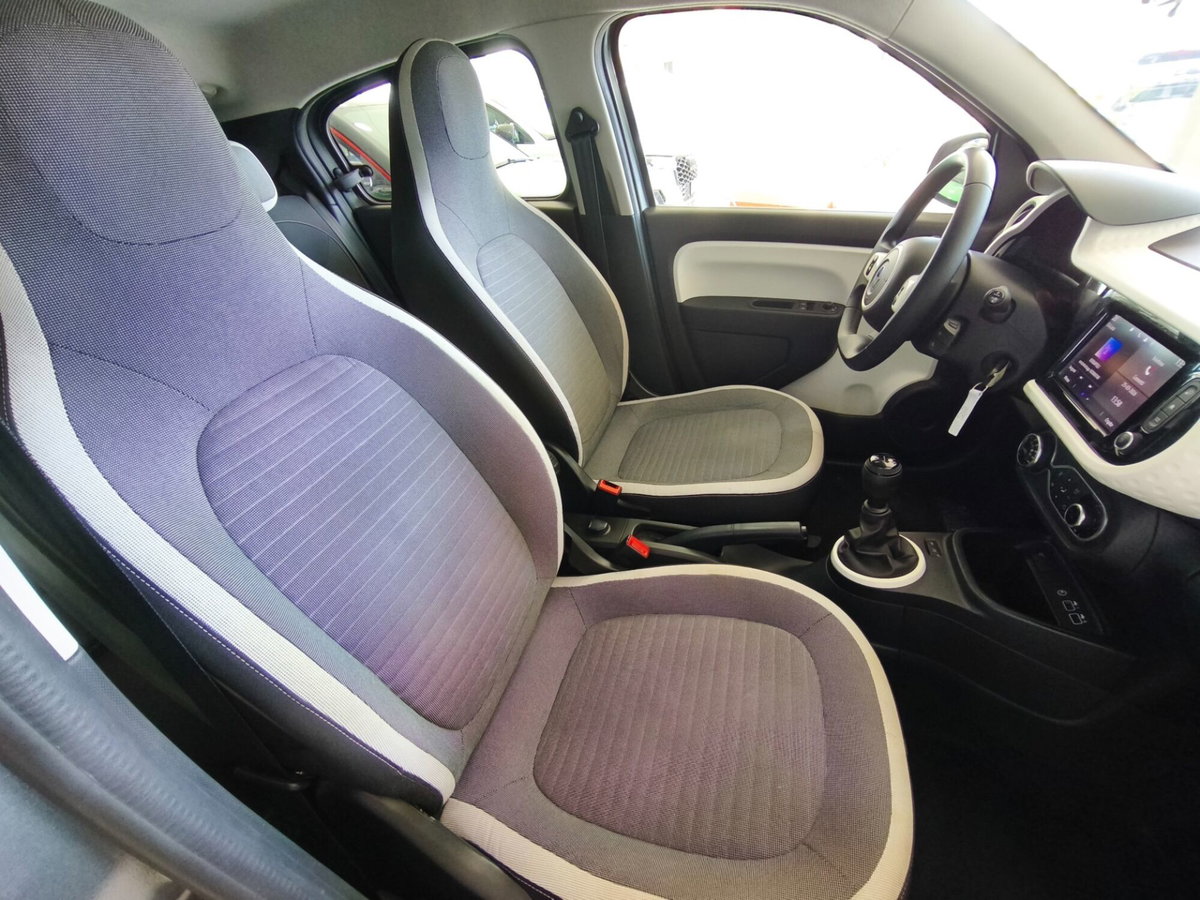 Renault Twingo SCe 65 CV Signature (13)