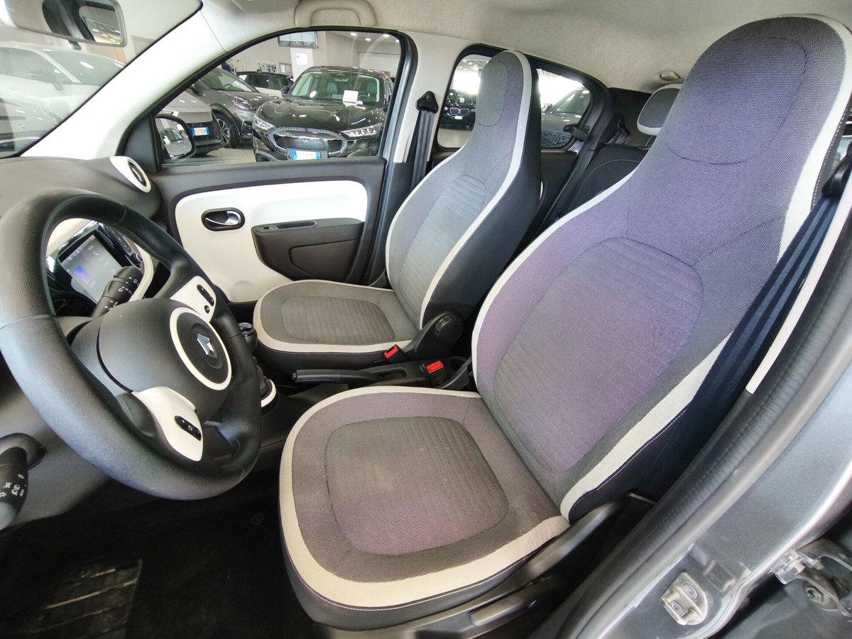 Renault Twingo SCe 65 CV Signature (9)