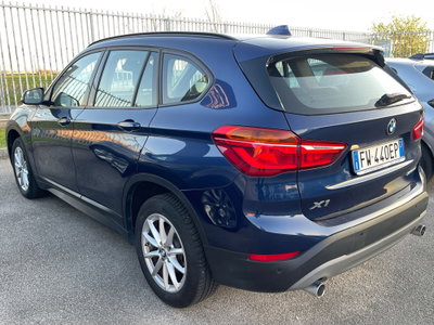 BMW X1 sDrive18d Business (3)