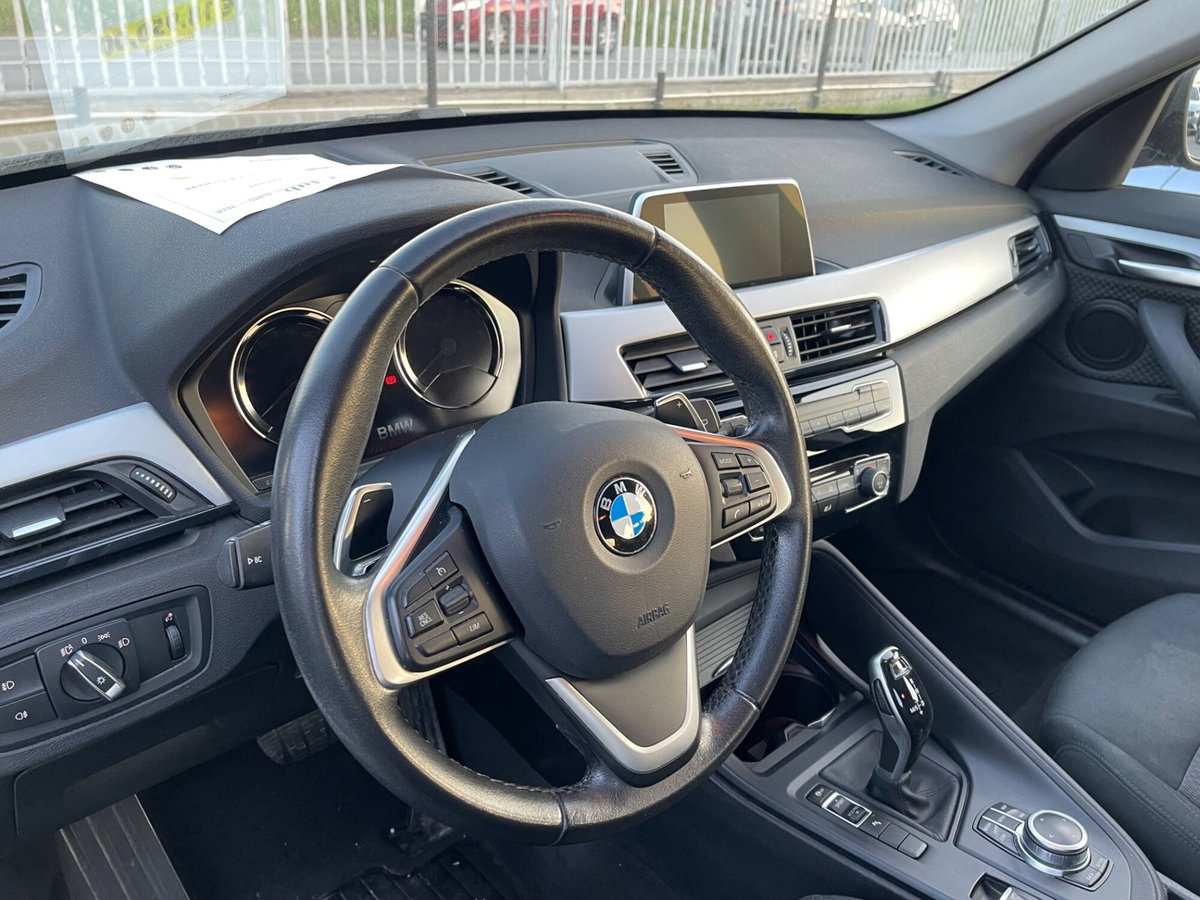 BMW X1 sDrive18d Business (5)