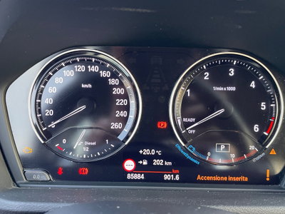 BMW X1 sDrive18d Business (8)