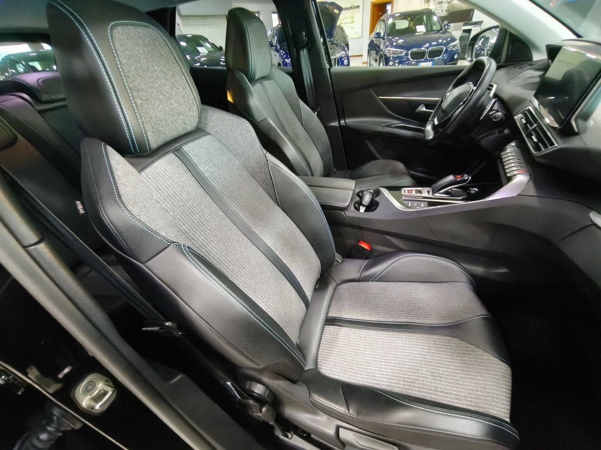 Peugeot 3008 BlueHDi 130 S&S EAT8 Allure Pack (14)