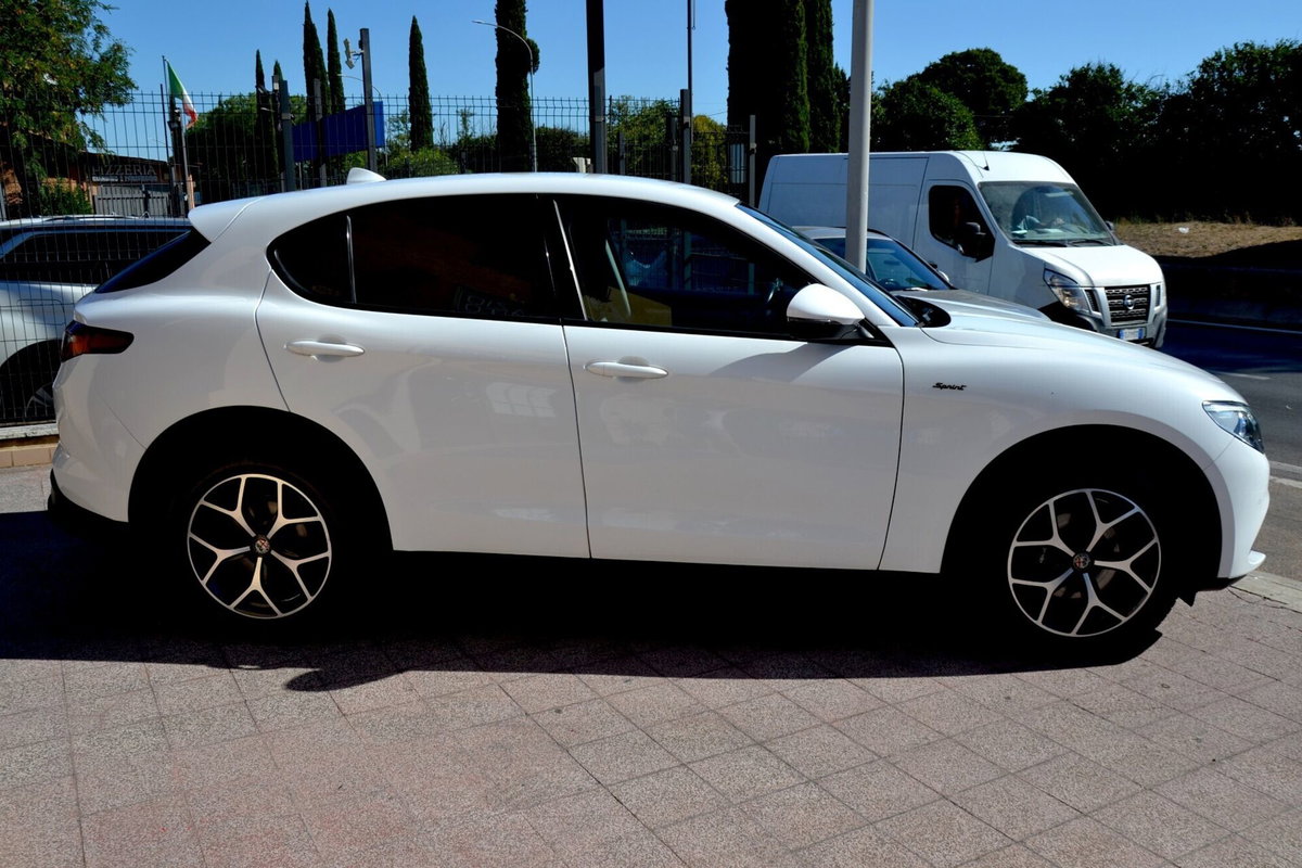Alfa Romeo Stelvio Stelvio 2.2 Turbodiesel 190 CV AT8 Q4 Sprint (13)