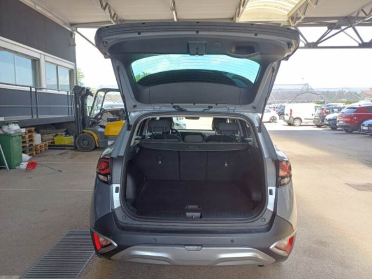 Kia Sportage 1.6 crdi mhev Style dct (6)