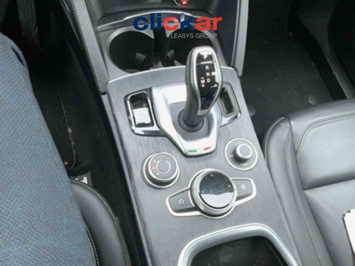 Alfa Romeo Stelvio Stelvio 2.2 Turbodiesel 190 CV AT8 Q4 Super Business (9)