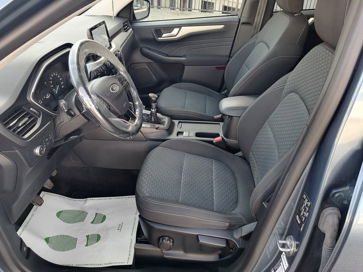 Ford Kuga 1.5 EcoBlue 120 CV 2WD Titanium (11)