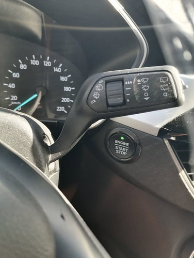 Ford Kuga 1.5 EcoBlue 120 CV 2WD Titanium (18)