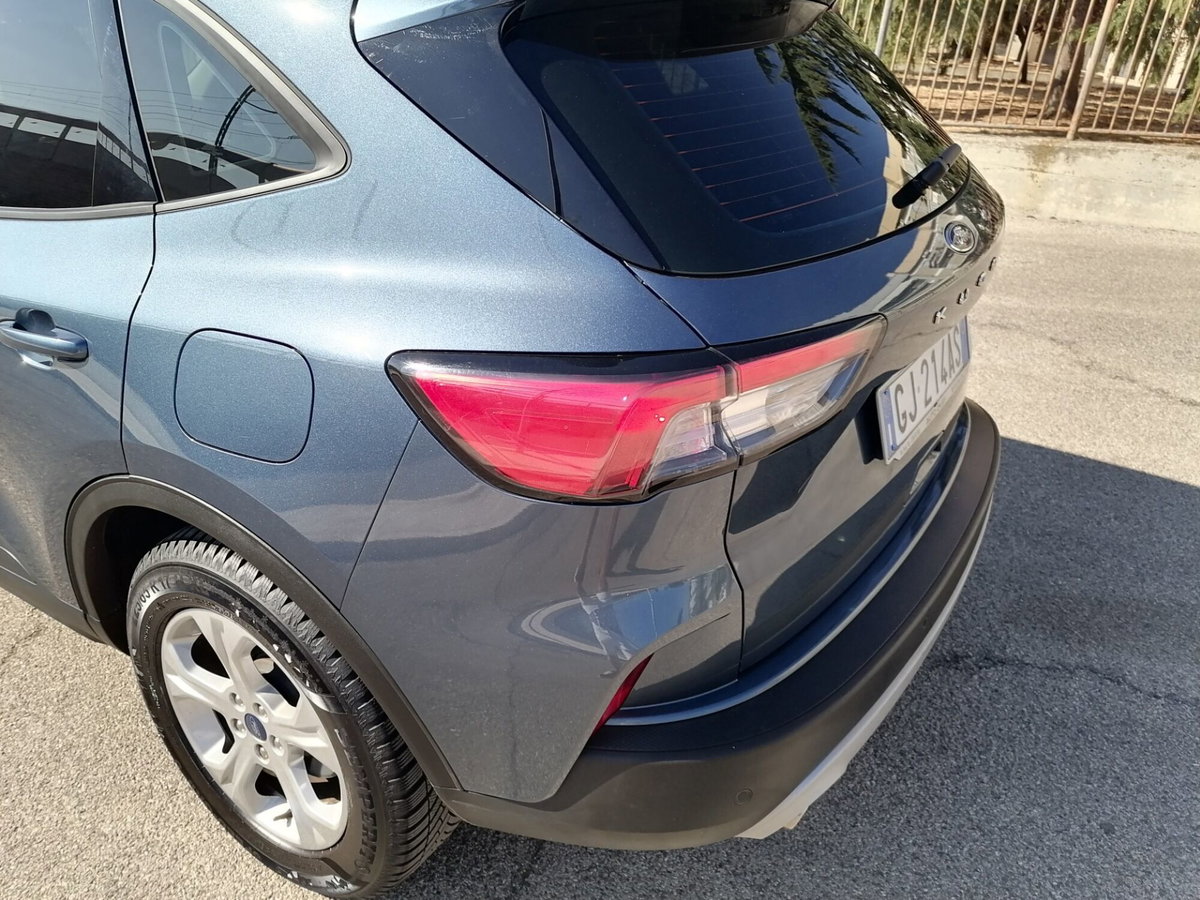 Ford Kuga 1.5 EcoBlue 120 CV 2WD Titanium (8)