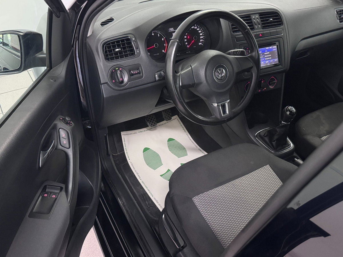 Volkswagen Polo 1.2 5 porte United (11)