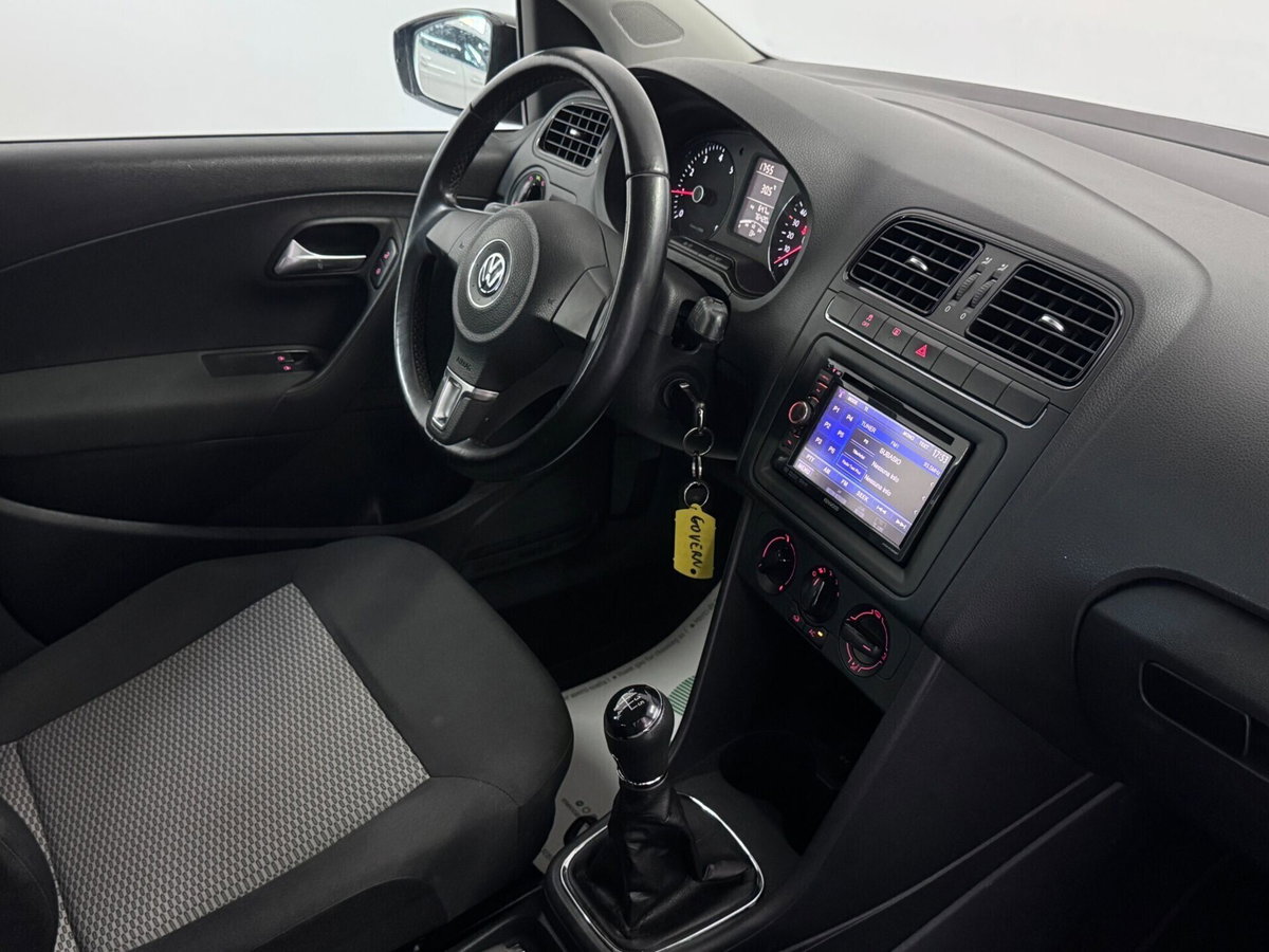 Volkswagen Polo 1.2 5 porte United (17)