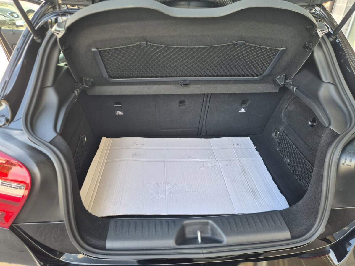 Mercedes-Benz Classe A 180 CDI BlueEFFICIENCY Automatic Sport (12)
