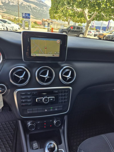 Mercedes-Benz Classe A 180 CDI BlueEFFICIENCY Automatic Sport (17)