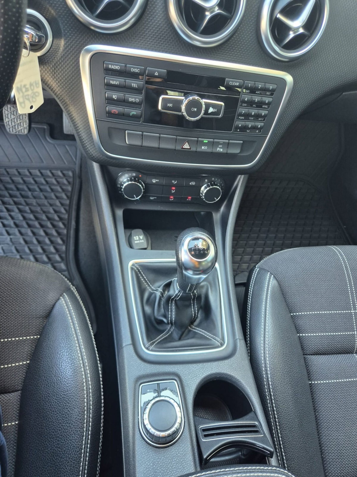 Mercedes-Benz Classe A 180 CDI BlueEFFICIENCY Automatic Sport (18)