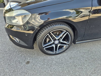 Mercedes-Benz Classe A 180 CDI BlueEFFICIENCY Automatic Sport (9)
