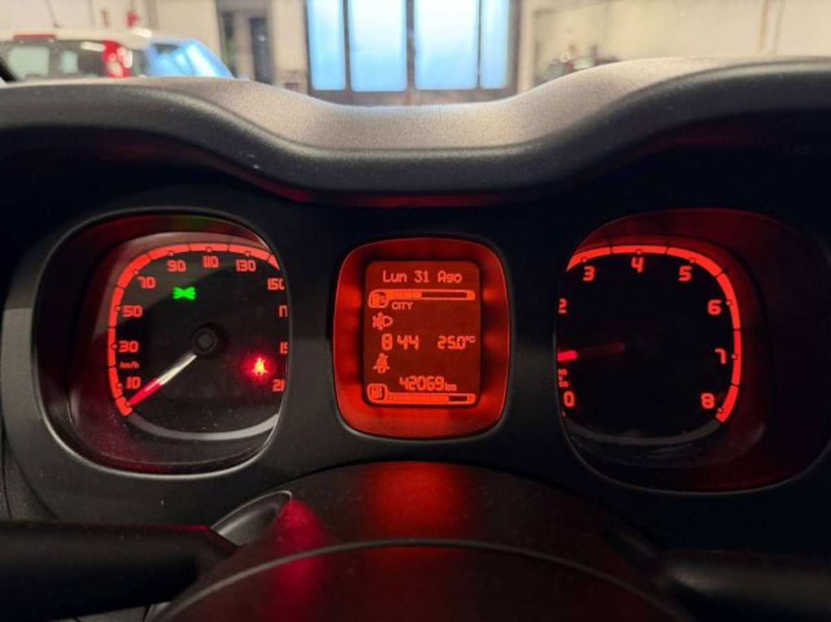 Fiat Panda Cross 1.0 firefly hybrid Cross s&s 70cv 5p.ti (11)