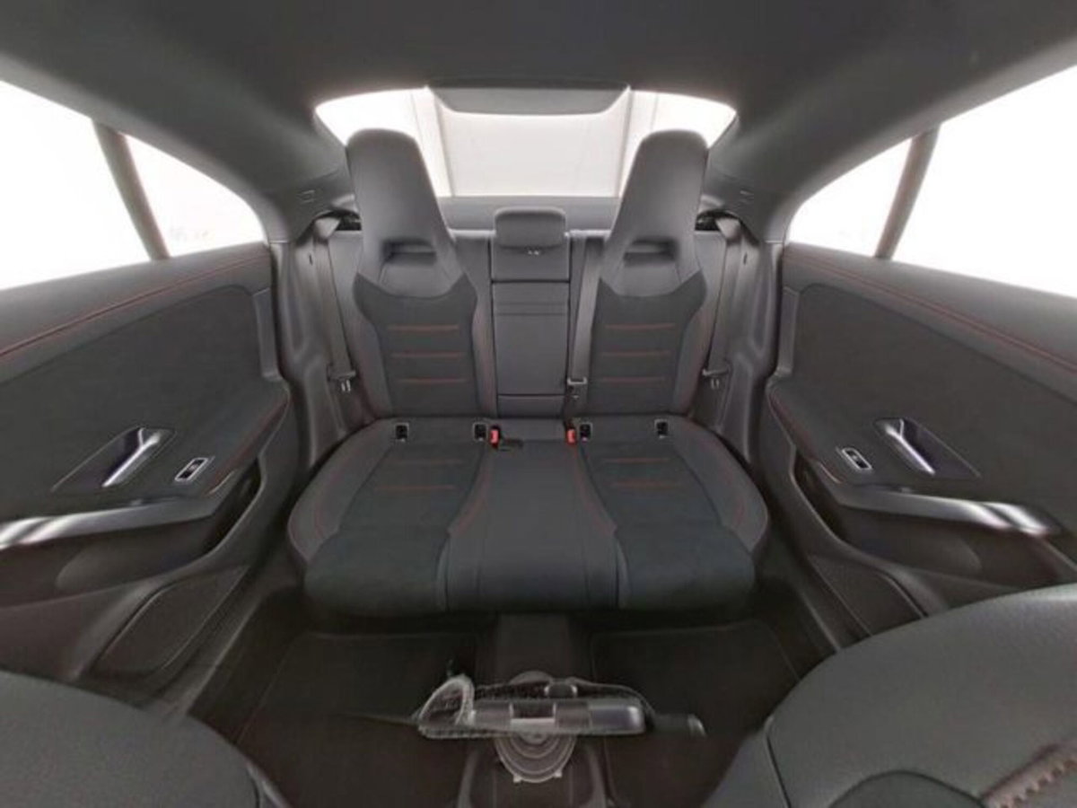 Mercedes-Benz CLA 180 Automatic Executive (8)
