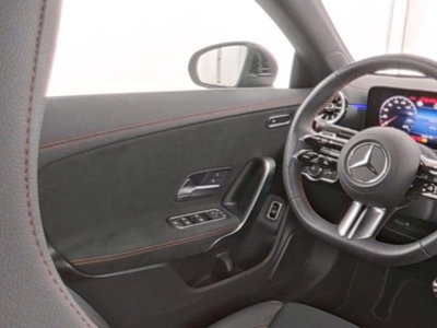 Mercedes-Benz CLA 180 Automatic Executive (9)
