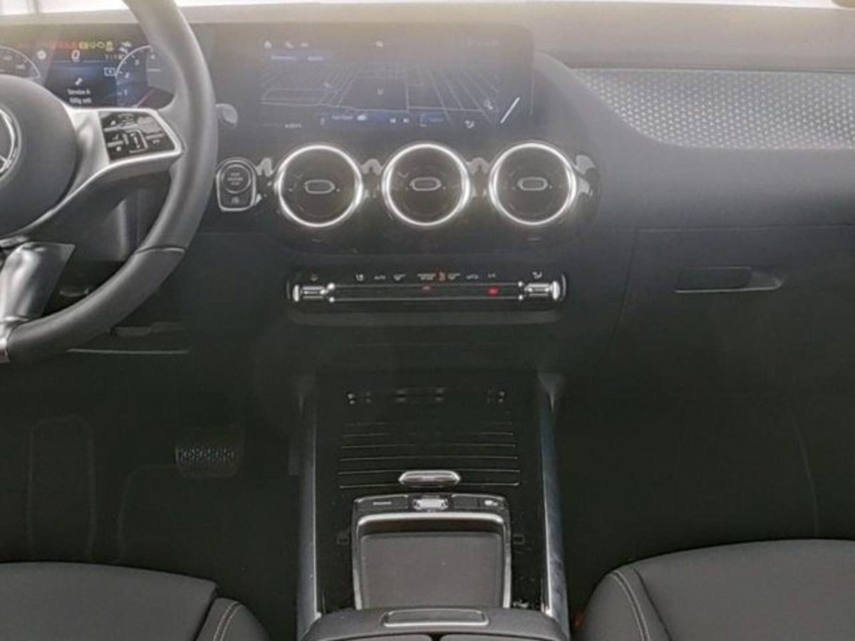 Mercedes-Benz Classe B 180 Progressive Advanced Plus auto (4)
