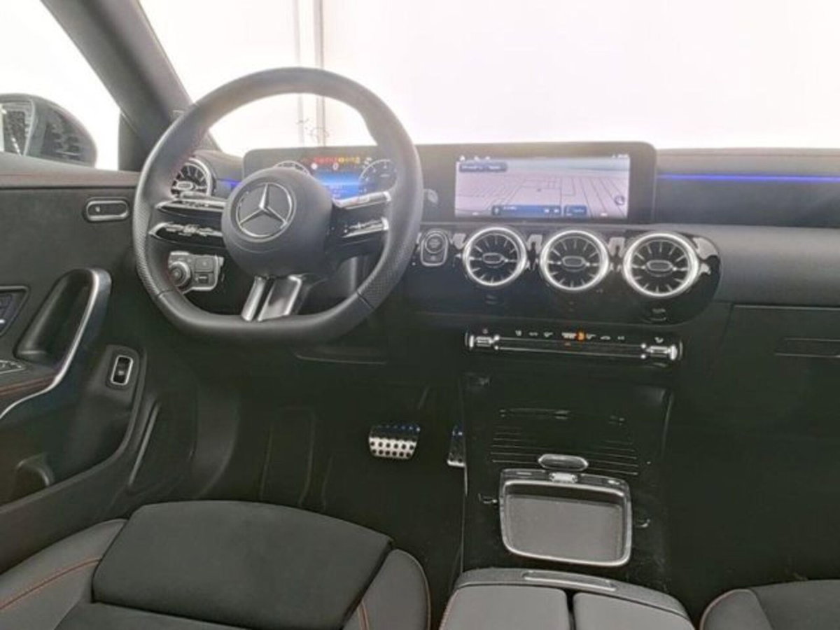 Mercedes-Benz CLA Shooting Brake 180 AMG Line Advanced Plus auto (6)